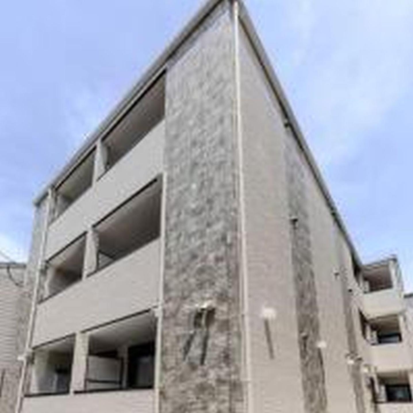 むつみ庵松2号館301 公寓